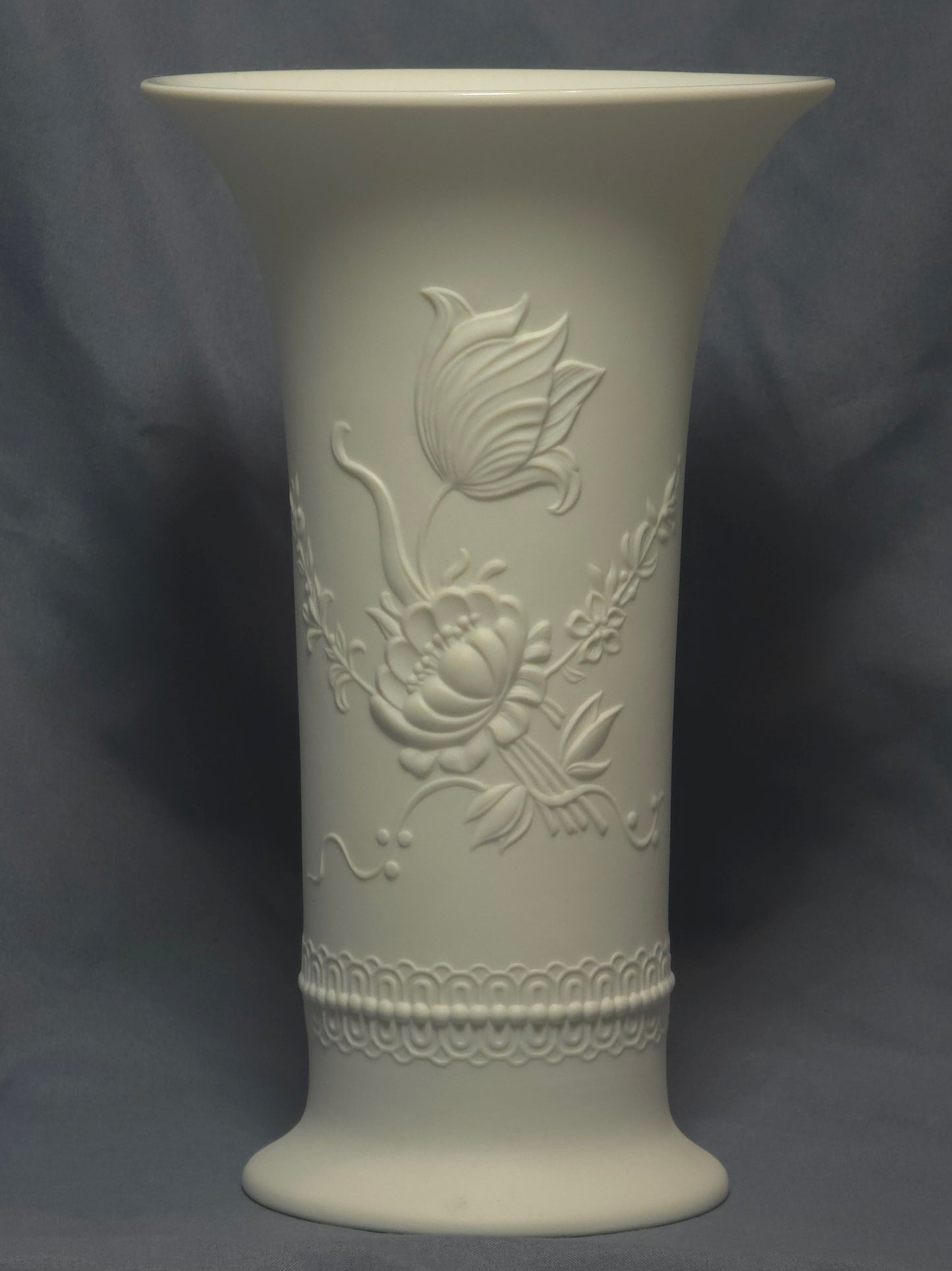 AK Kaiser Matte White Bisque Porcelain Vase w/ Floral Relief - Model 384/20
